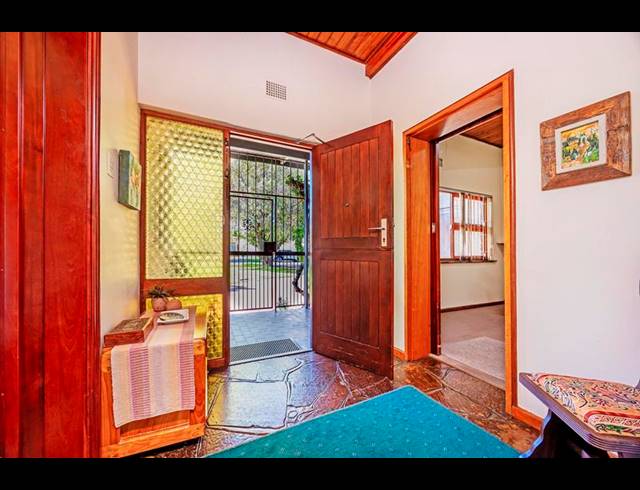3 BEDROOM HOUSE FOR SALE IN DE LA HAYE